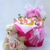 Csokor bébiruhák (baby csokor) lila csepp, ajándékok babáknak, ajándékok