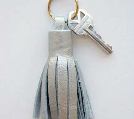 piele keychain - perie - clasa de master hands-pas