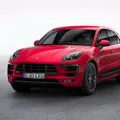 Mit tehet a kormány mögött egy 440 fős piros Porsche Macan, Encyclopedia piros