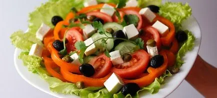 Гръцка салата - рецепти със сирене, fetaksoy, фета и моцарела
