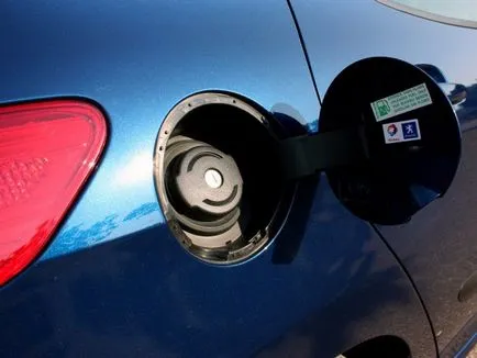 Hogyan védi az autót a tolvajok csatorna benzin