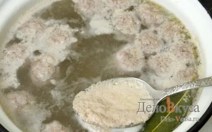 Hogyan kell főzni a levest húsgombóccal recept egy fotó