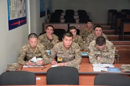 Как да живеят и учат кадети Казахстан