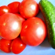 Консерви доматен салата и краставици рецепта със снимки