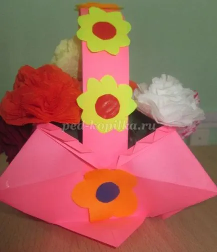 Basket a művészet origami virágok saját kezűleg