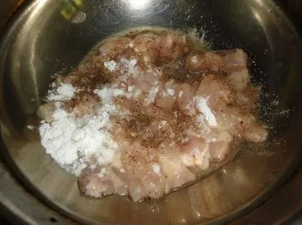 Carnea de pui în bucăți mici - un pas cu pas reteta cu fotografii de pe
