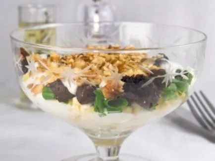 Salata de alimente delicioase cu brânză topită