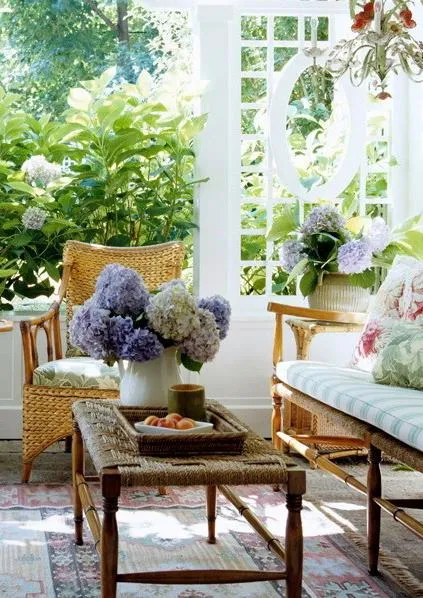 Mobilier pentru grădină modernă și verandă - frumos, confortabil și original