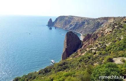 Capul Fiolent și plajă jasp în Crimeea (Sevastopol)