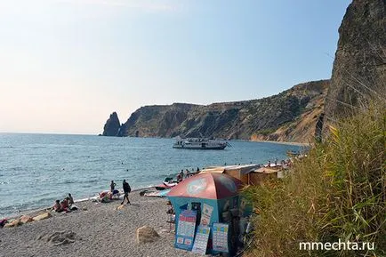 Cape Fiolent és jáspis strand a Krímben (Szevasztopol)