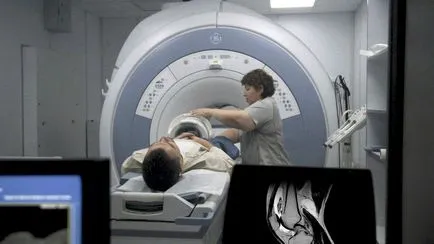 MRI a térdízület -, amely azt mutatja, hogy mennyibe kerül a Moszkva és környéke
