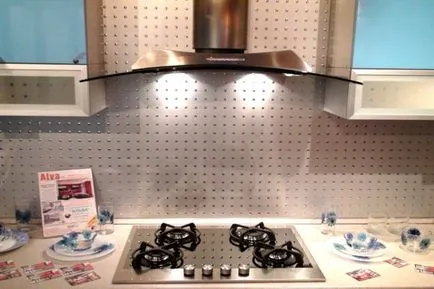 Пластмасовите панели за кухня монтаж, крепежни елементи