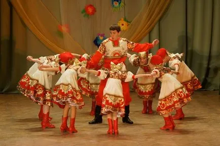 Полски народни танци и неговите функции, Bolgariyane - български танцов ансамбъл
