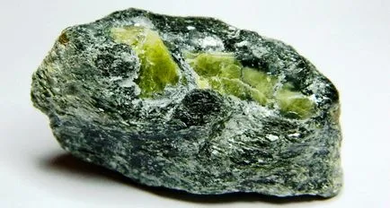 Chrysoberyl, proprietăți și caracteristici ale mineralului