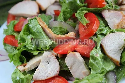 Salata cu curcan și roșii, cum să gătească pe