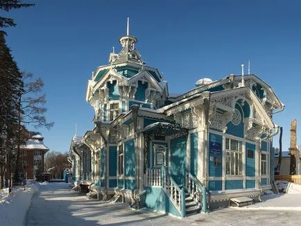 Casa fabuloasa arhitectura din lemn