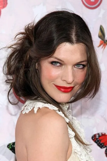 Divatos frizurák Milla Jovovich