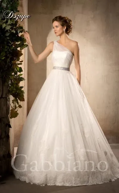 Сватбена рокля Gabbiano Рафаел