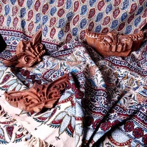 Technikák mintázó anyag batikolt Kalamkari, mehendi