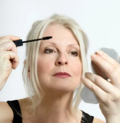 10 achiziție obligatorie de produse cosmetice pentru piele matură