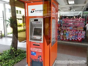 ATM Thaiföld (Pattaya), kivesszük a jótékony készpénzt a kártyát