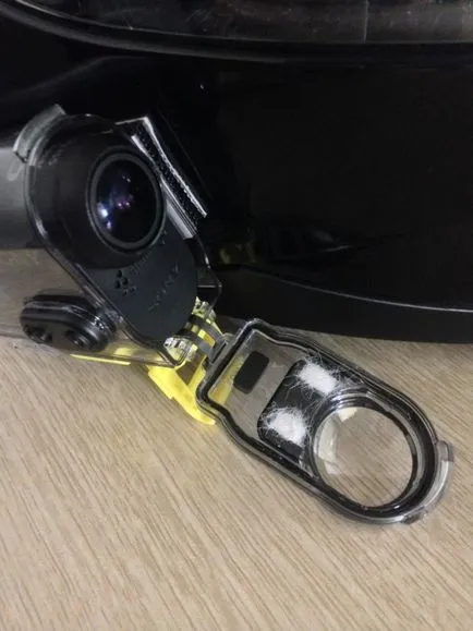 Hogyan kell telepíteni a kamerát a sisak nélkül terjedelmes zárójelben benyomásokat SONY HDR-as20v