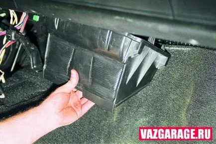 Cum să înlocuiască sistemul de încălzire ventilator electric pe VAZ-2106