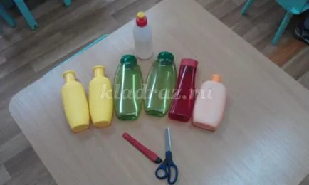 suporturi pentru creioane din sticle de plastic cu propriile lor mâini