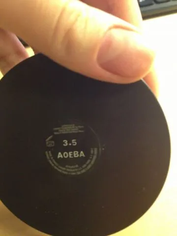 Kompakt por Armani tartós selyem UV kompakt (színárnyalat № 3