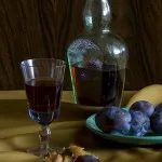Рецепта за сливова ракия, наречена Сливовица у дома (на водка и алкохол)