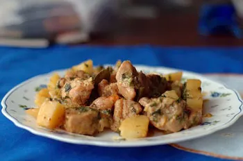 Турция рецепта с картофи в multivarka - картофи multivarka 1001 храна