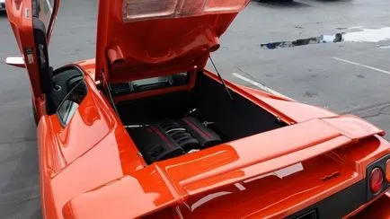 Lamborghini Diablo a motor a Corvette v8