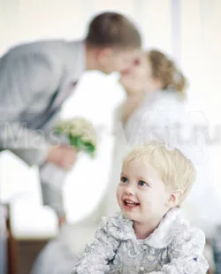 A legjobb ötleteket az esküvői fotózásra a gyerekek, hogyan kell tartani egy esküvői fotózásra a gyermek -