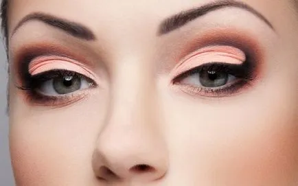 Smink „hurok” lépésről lépésre és make-up tippeket