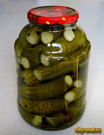 Pickles házi tartósításával - Sharypovo otthon