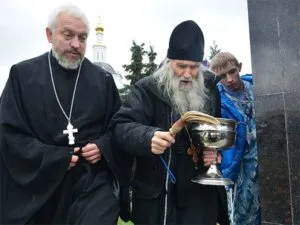 Kinevezett gyóntató „séma-Archimandrite Eli (Nozdrin) példaként hivatalos vének