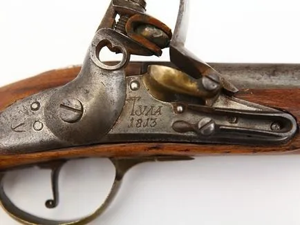 sticlos română pistol eșantion 1809 și variantele sale