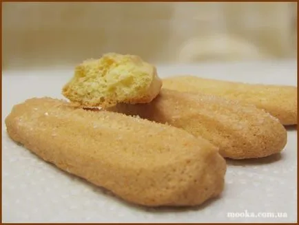 Savoiardi (bete de biscuiți) - biscuiți, prăjituri, biscotti, napolitane - faina forum culinar