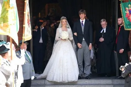 Елегантни кралските сватби от цял ​​свят