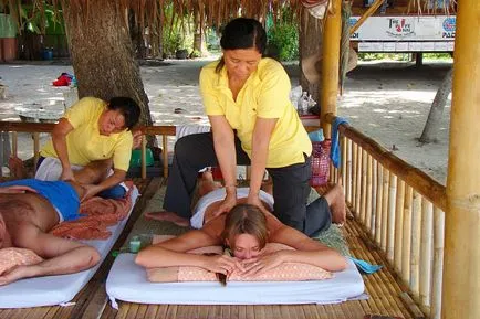 Тайландски масаж на тялото, главата, краката