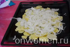 Пилене картофи в кремаво хайвер сос рецепта със снимки