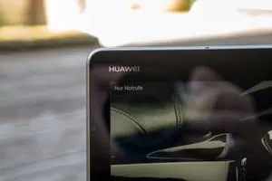 Тест и преглед на Huawei MediaPad m3 Lite 10 - евтин таблет с добро оборудване