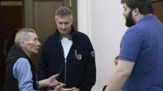 Hlyzdit той не успее Roizman махна към стола на областния управител - Би Би Си руски Service