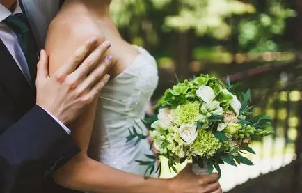 Zöld menyasszonyi csokor - színválaszték az esküvőre