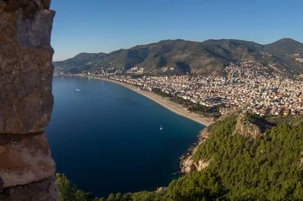 Alania cum să obțineți de la Antalya, Kizil Kule - turnul rosu, Alanya Castle, Damlatas Cave