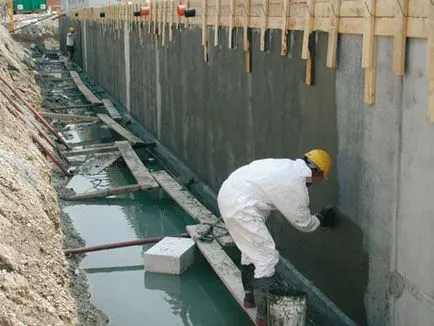 Cement vízszigetelő Obmazochnaya és gipsz technológiával és szabályozási dokumentáció