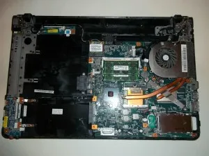 Curățarea sistemului de răcire notebook-Sony Vaio PCG-71211v