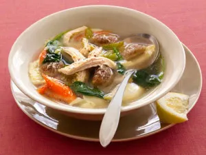 Диетичните пилешка супа диета за отслабване и диетични рецепти