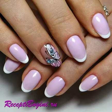 Nail Design pillangó - divat ötletek kéz- egy pillangó egy fotó