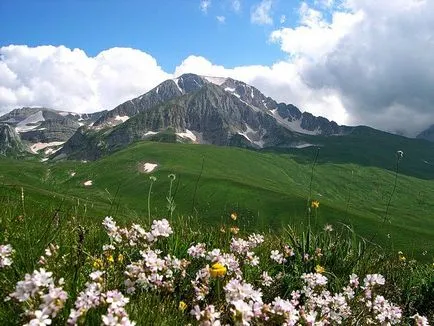 Атракции Lago-Naki